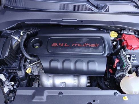 Used 2021 Jeep Compass Latitude AWD/4WD image 31