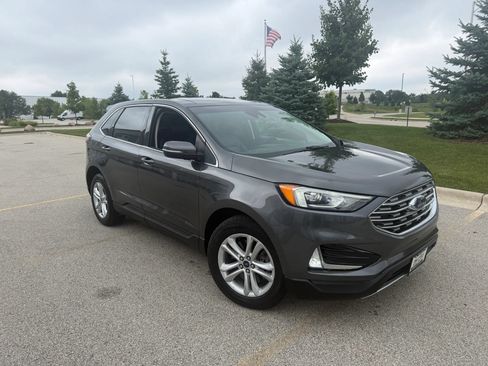 Used 2019 Ford Edge SEL w/ Equipment Group 201A AWD/4WD image 2