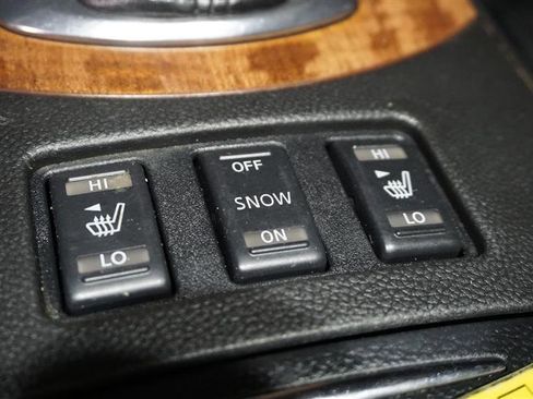 Used 2008 INFINITI G35 x Sedan w/ Premium Pkg image 15