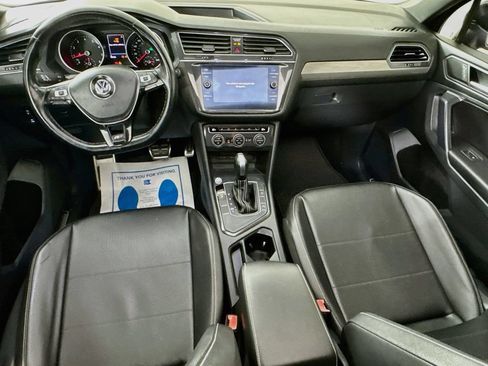 Used 2021 Volkswagen Tiguan SE FWD image 27