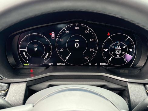 Certified 2024 MAZDA CX-90 Plug-In Hybrid w/ Preferred image 32