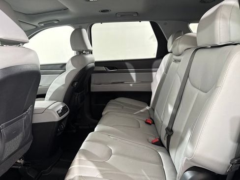 Used 2022 Hyundai Palisade SEL w/ 8P Bench Seat Package FWD image 15