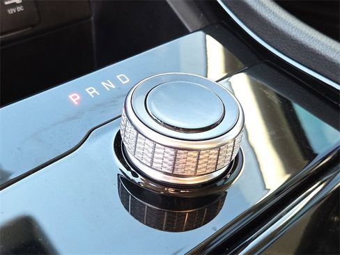 Used 2023 Jeep Grand Cherokee Limited image 22