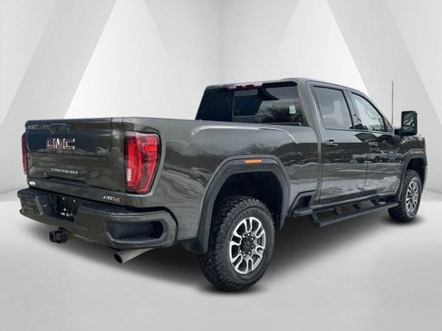 Used 2022 GMC Sierra 2500 AT4 w/ AT4 Preferred Package image 8