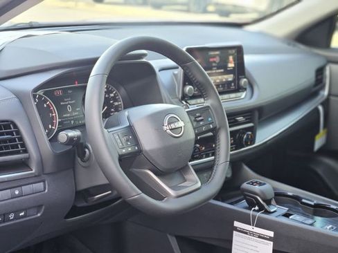 New 2026 Nissan Rogue SV FWD image 11