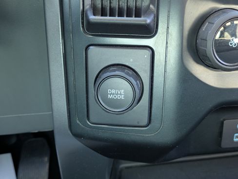 Used 2023 Ford F150 XLT image 20