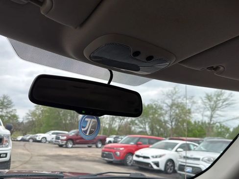 Used 2016 Jeep Patriot Latitude image 31