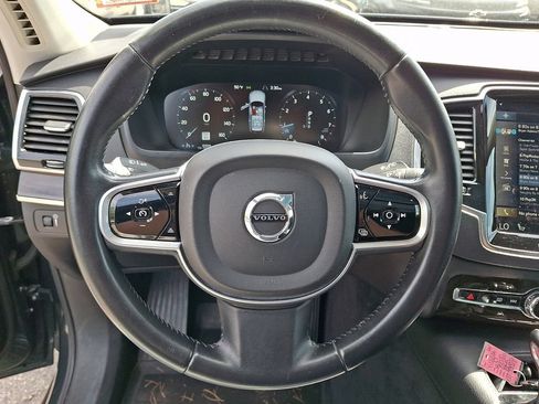Used 2017 Volvo XC90 T6 Momentum w/ Vision Package AWD/4WD image 21