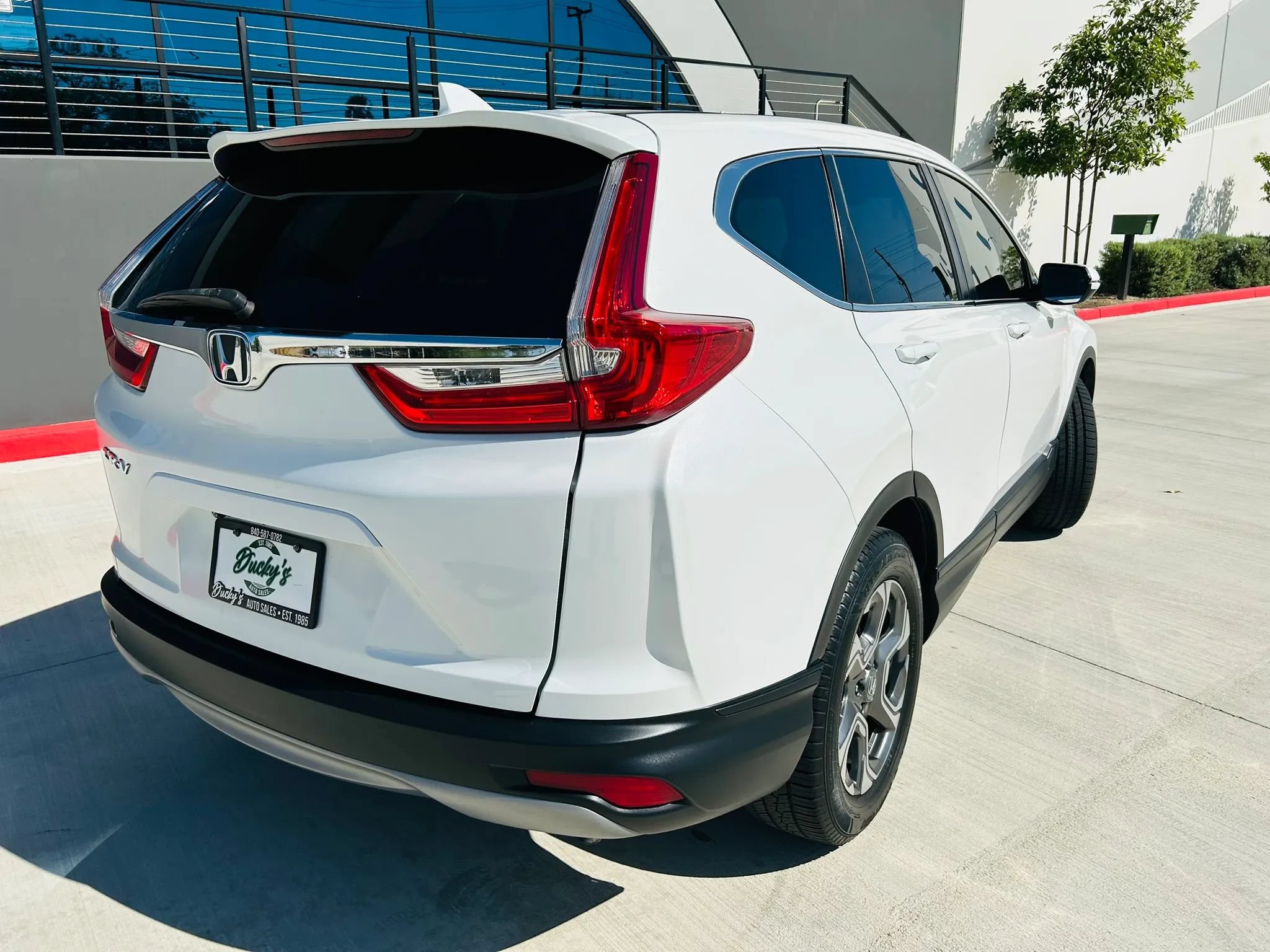 Used 2019 Honda CR-V EX image 10