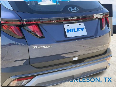 New 2026 Hyundai Tucson SE image 6