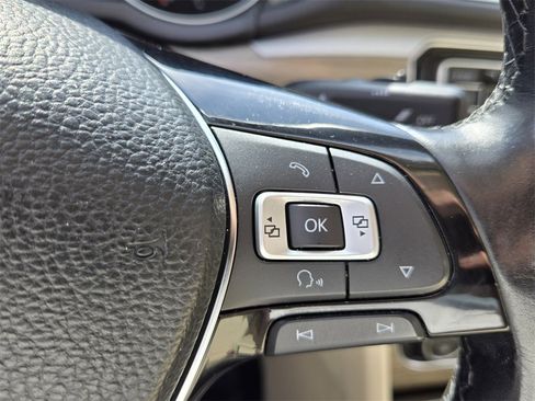 Used 2018 Volkswagen Passat 2.0T SE image 29