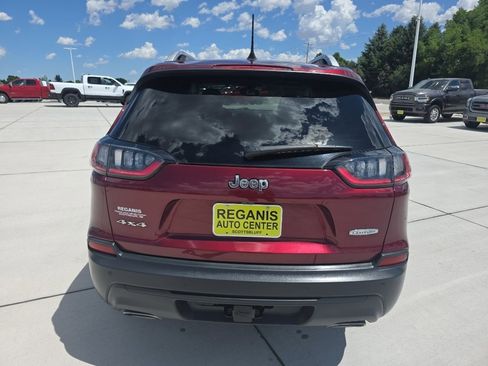 Used 2019 Jeep Cherokee Latitude Plus w/ Comfort/Convenience Group AWD/4WD image 6