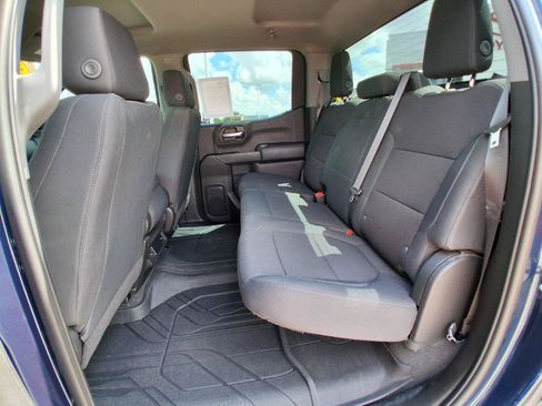 Used 2021 Chevrolet Silverado 1500 Custom w/ Safety Confidence Package RWD image 21