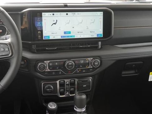 New 2026 Jeep Gladiator Sport image 14