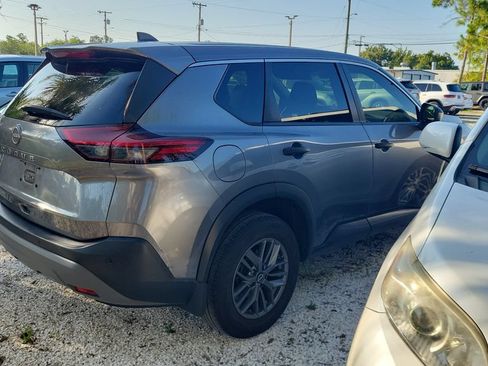 Used 2023 Nissan Rogue S FWD image 8