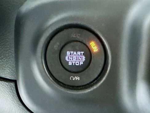 Used 2023 Jeep Wrangler Unlimited Rubicon 4xe image 33