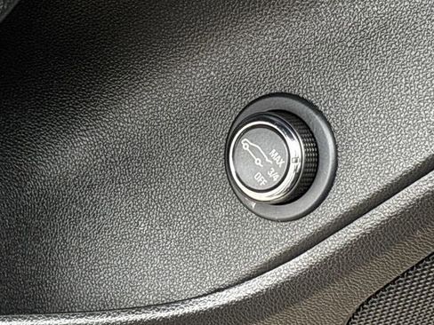 Used 2022 Chevrolet Blazer LT image 24