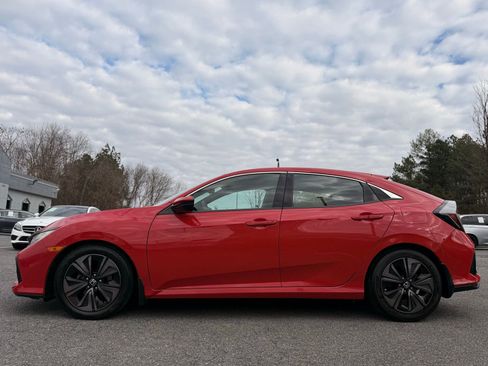 Used 2017 Honda Civic EX image 2