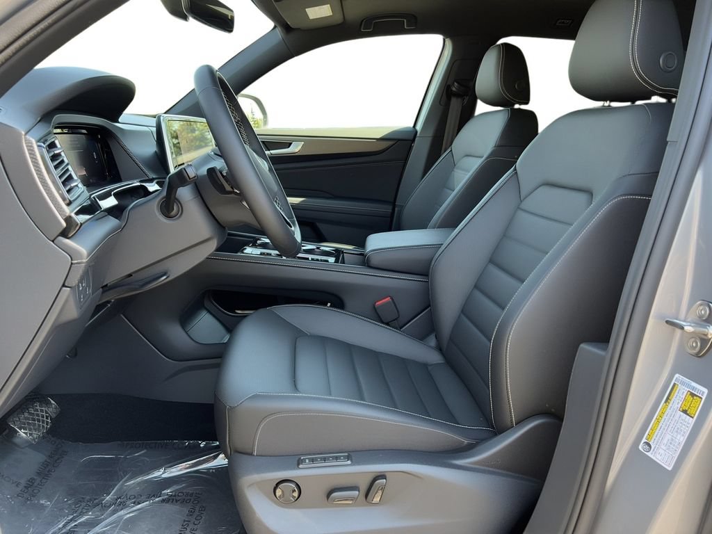 New 2025 Volkswagen Atlas Cross Sport SEL AWD/4WD image 6