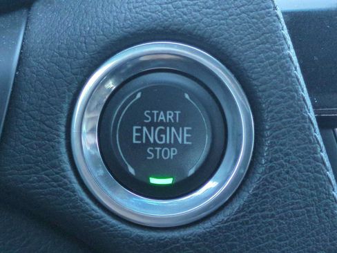 Used 2023 Cadillac CT5 Luxury w/ Sun And Sound Package RWD image 17