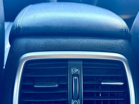 Used 2016 Kia Sorento EX image 13