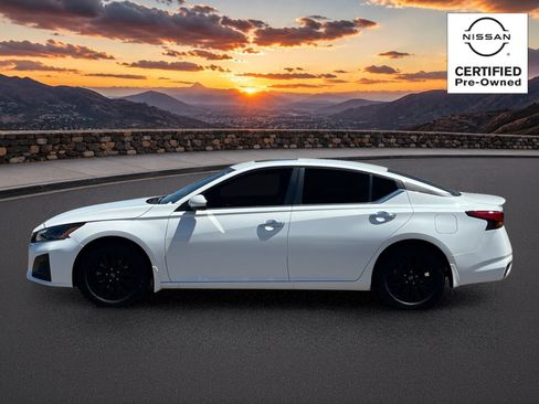 Certified 2025 Nissan Altima 2.5 SV w/ SV Special Edition Package FWD image 3