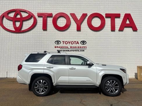 New 2025 Toyota 4Runner Limited image 4