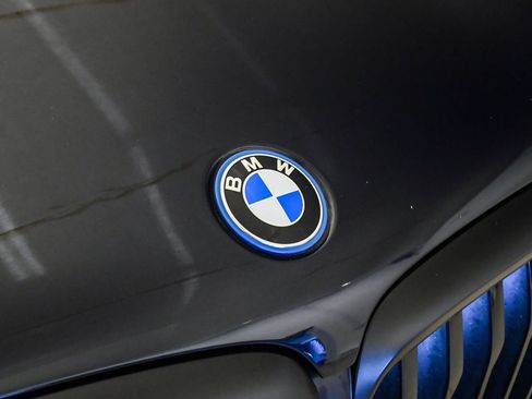 Used 2024 BMW X5 xDrive50e w/ Executive Package AWD/4WD image 8