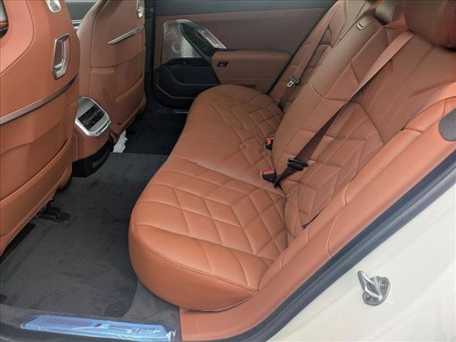 New 2026 BMW 760i xDrive w/ Executive Package AWD/4WD image 14