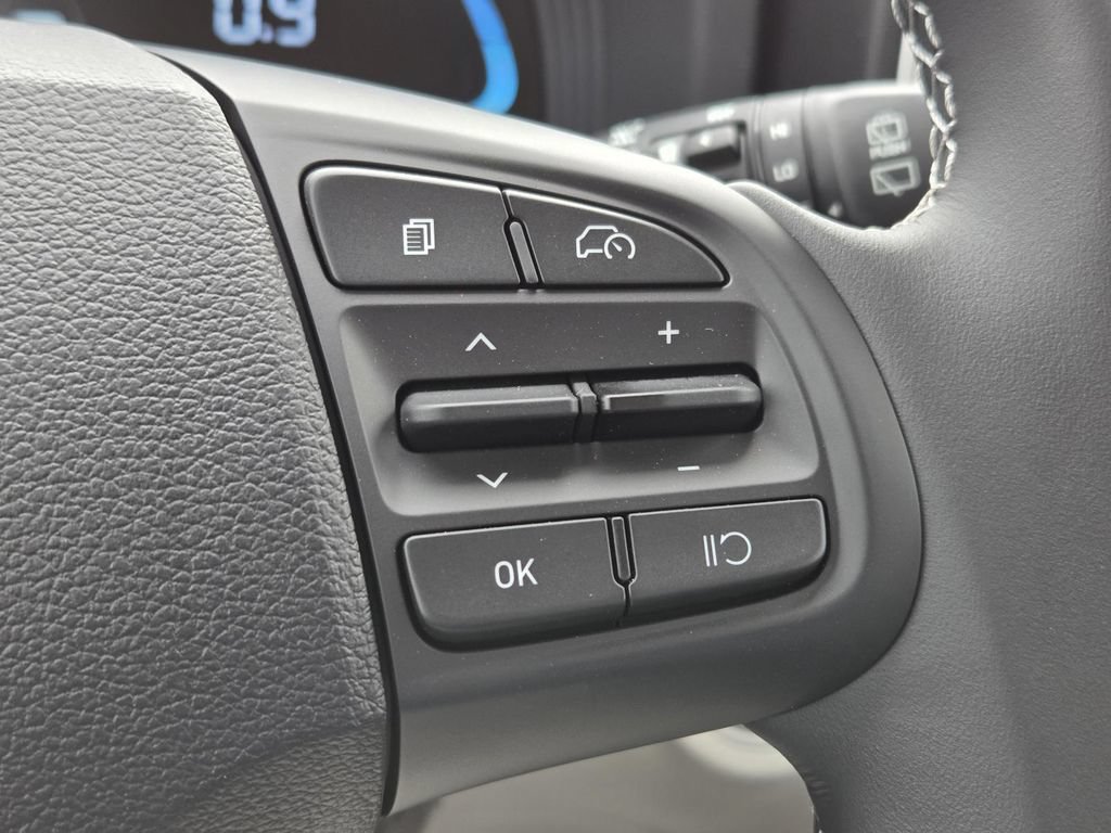 New 2026 Hyundai Venue SEL FWD image 16