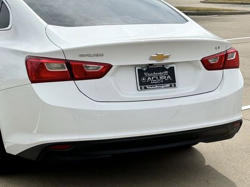 Used 2018 Chevrolet Malibu LT image 6