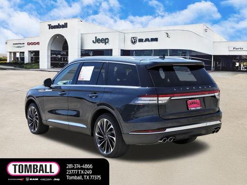 Used 2023 Lincoln Aviator Reserve w/ Equipment Group 201A image 5