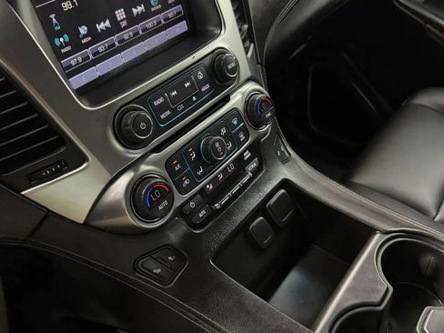 Used 2020 Chevrolet Tahoe 2WD image 26