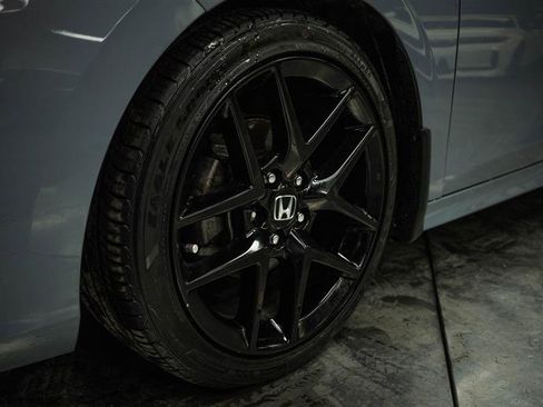 Used 2022 Honda Civic Sport image 3
