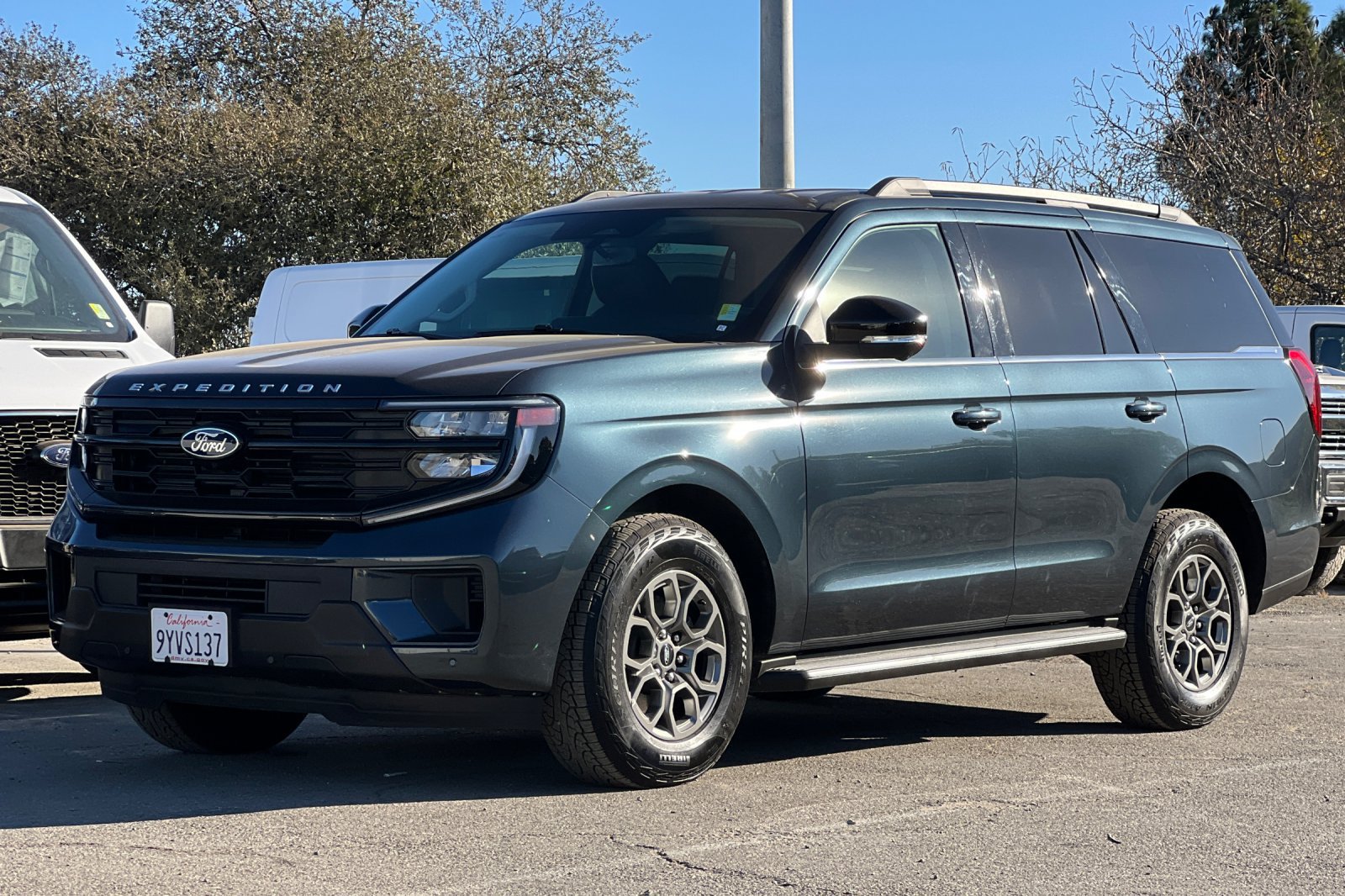 Used 2026 Ford Expedition Active AWD/4WD image 8