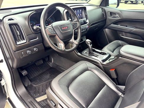 Used 2022 GMC Canyon AT4 w/ Trailering Package image 10