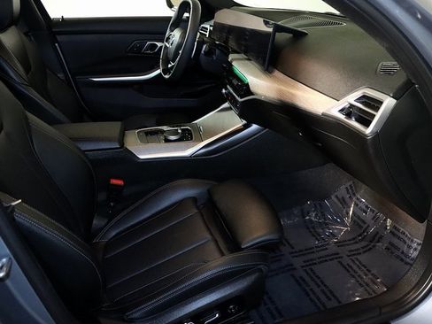 Used 2025 BMW 330i xDrive Sedan image 34