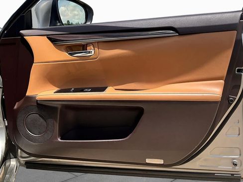 Used 2016 Lexus ES 350 w/ Premium Package w/Wood Trim FWD image 20