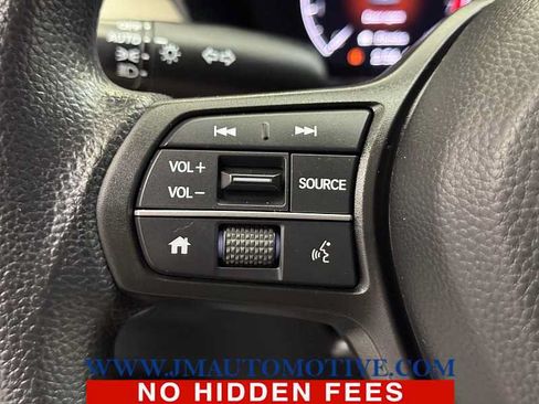 Used 2023 Honda HR-V LX image 37