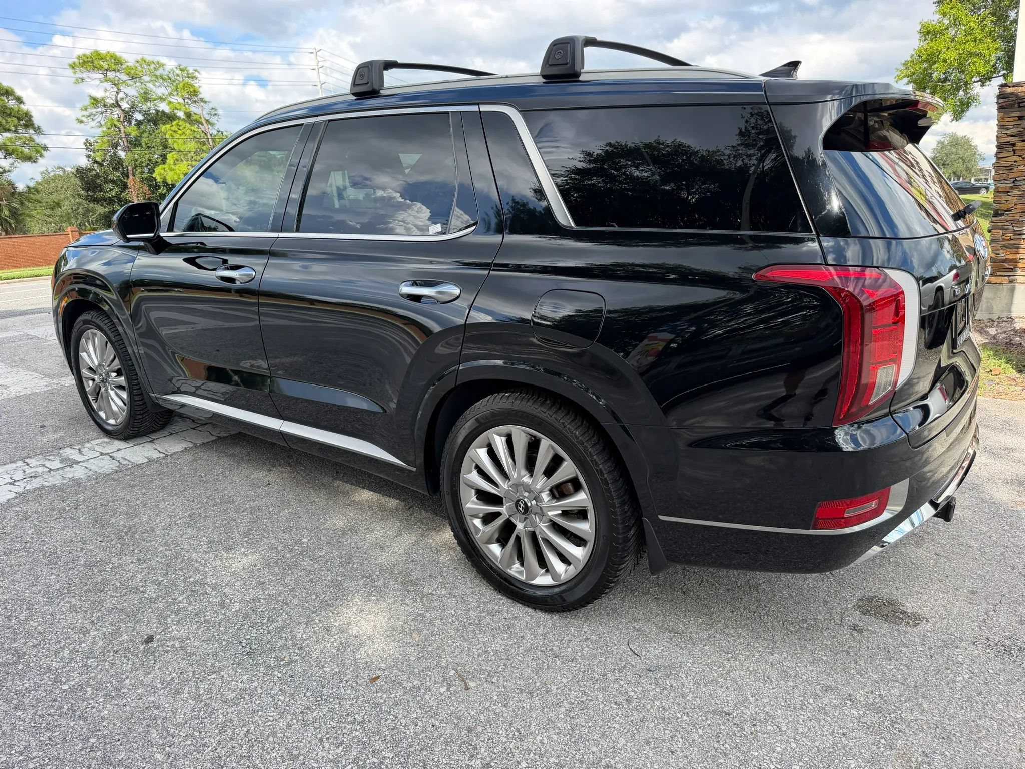 Used 2020 Hyundai Palisade Limited FWD image 4