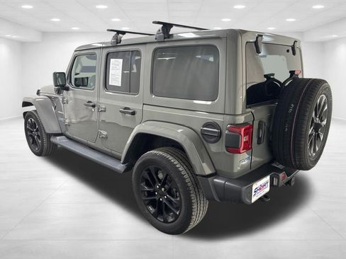 Used 2021 Jeep Wrangler Unlimited Sahara w/ Dual Top Group image 8