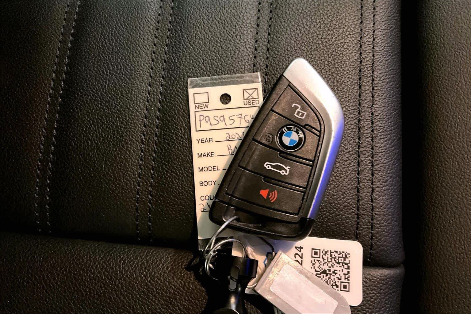 Used 2023 BMW X3 xDrive30i w/ Premium Package AWD/4WD image 14