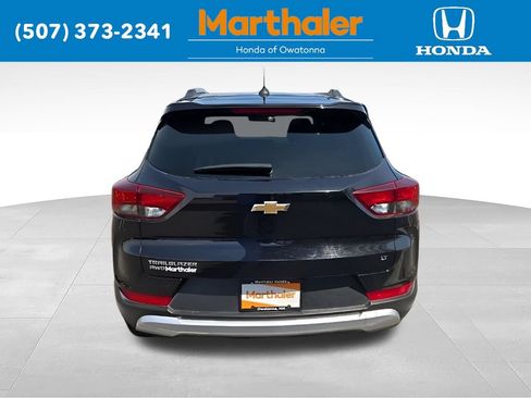 Used 2025 Chevrolet TrailBlazer LT AWD/4WD image 4