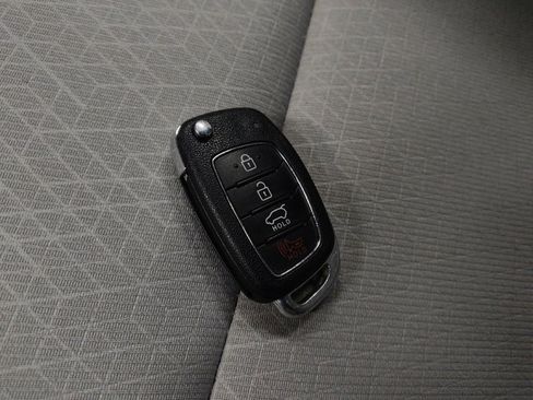 Used 2017 Hyundai Tucson SE FWD image 32