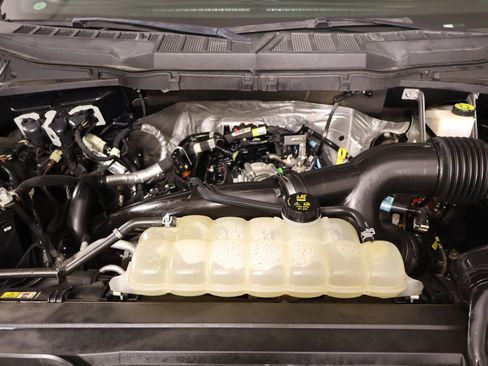 Used 2021 Ford F150 XL w/ STX Appearance Package RWD image 19