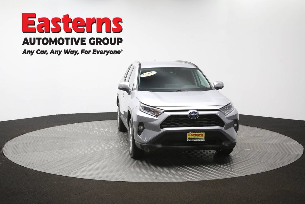 Used 2021 Toyota RAV4 XLE w/ XLE Grade Weather Package AWD/4WD image 53