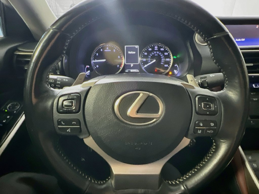 Used 2017 Lexus IS 200t w/ Premium Package RWD image 15