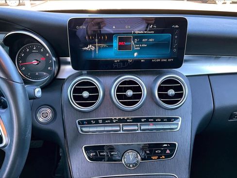 Used 2019 Mercedes-Benz C 300 4MATIC Sedan image 6