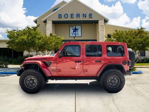 Used 2020 Jeep Wrangler Unlimited Rubicon w/ Quick Order Package 28Y Recon image 2