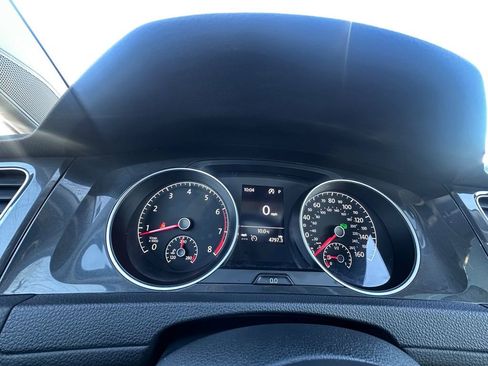 Used 2021 Volkswagen Golf 4-Door image 13